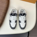 Louis Vuitton Men's Shoes